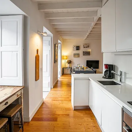 Apartman Design And Charming Tailor Made Duplex In Bica *