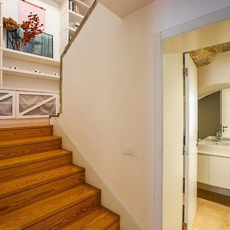 Appartement Design And Charming Tailor Made Duplex In Bica *